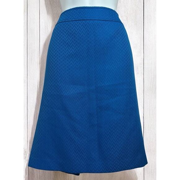Tahari Arthur S. Levine Blue Textured Pencil Skirt Sz 8 Lined Back Slit - Picture 1 of 5